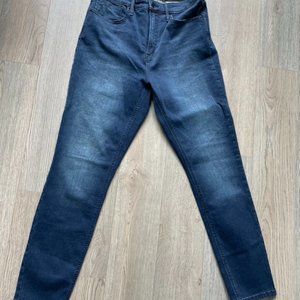 Reitmans Super High Rise Jeans - Size 31